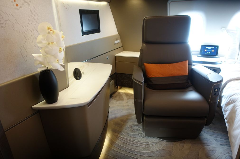 First Impressions: Singapore Airlines' New A380 First Class Suite ...