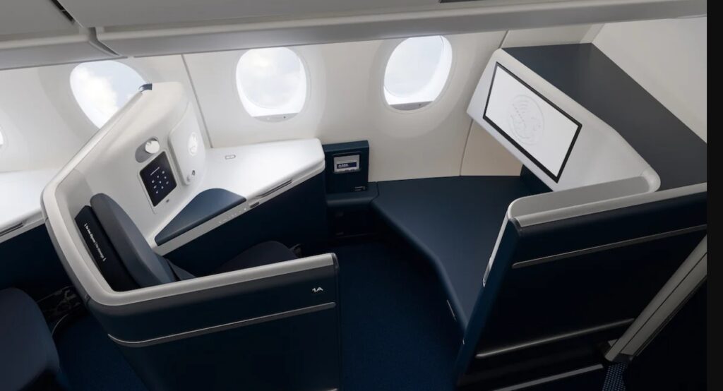 New Air France A350 business class bulkhead seat